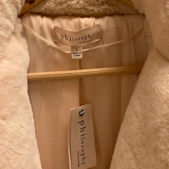 NWT Philosophy Cozy Fluffy Faux Fur Coat - Picture 4 of 5